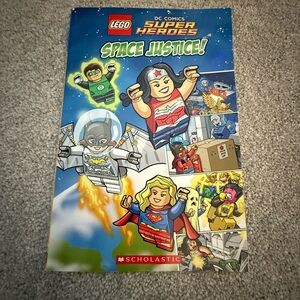 LEGO Super Heroes Space Justice Book